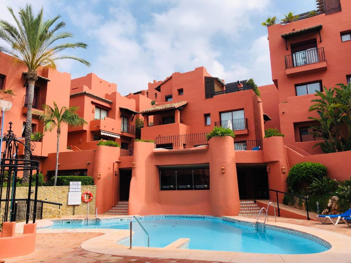 Two-Room Apartment In Elviria Near The Beach With Parking 마르베야 외부 사진